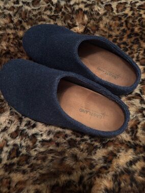 Eastland slipper/clog